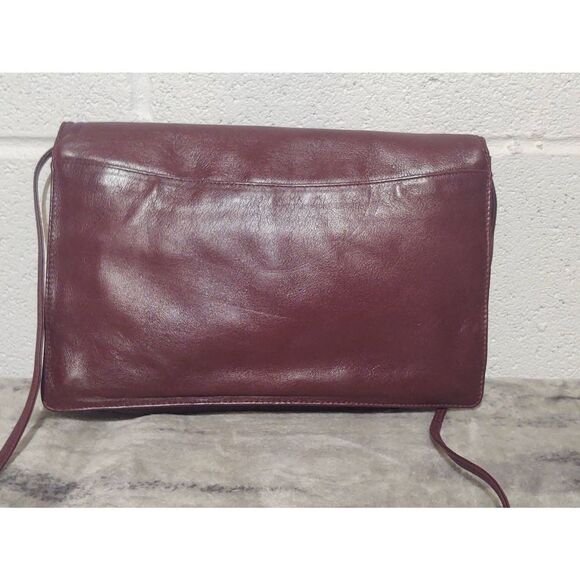 VTG Givenchy SAC A MAIN 80s Maroon Leather Envelope Crossbody Shoulder Bag Purse - Picture 3 of 6